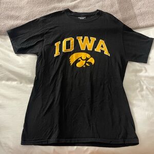 University of Iowa Hawkeyes T shirt Champion